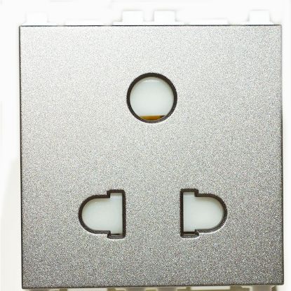 Picture of PLATIA Socket 6A 3 Pin - 2M - Silver Grey